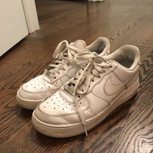 Air Force 1 sneakers